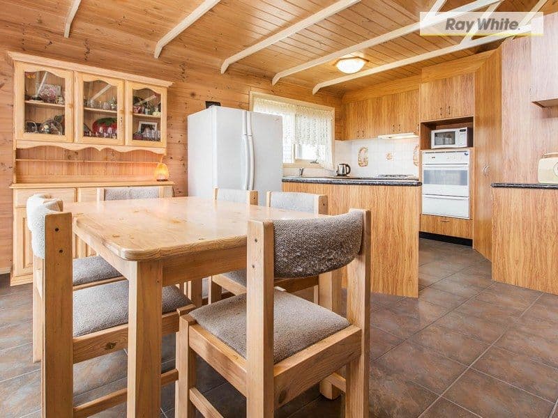 4 Burunda Road, Rosebud VIC 3939, Rosebud - Thumbnail 5