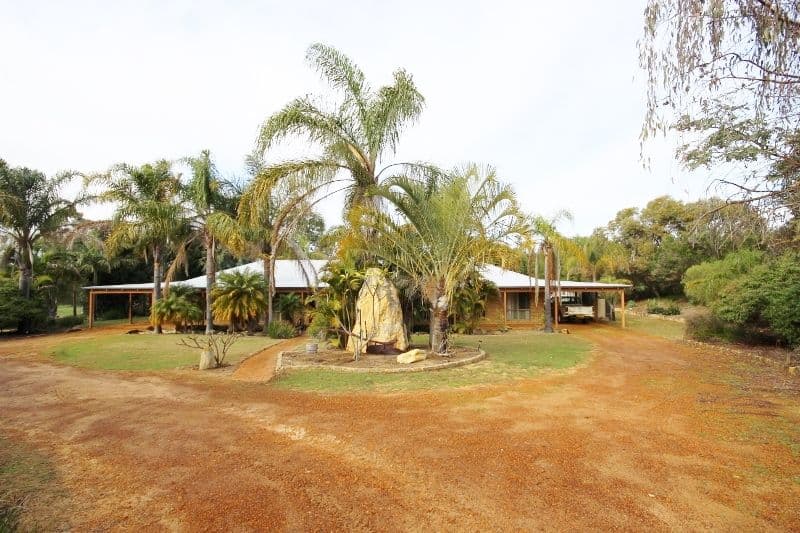 190 TAMARISK Drive, GABBADAH WA 6041, Gabbadah - Thumbnail 2