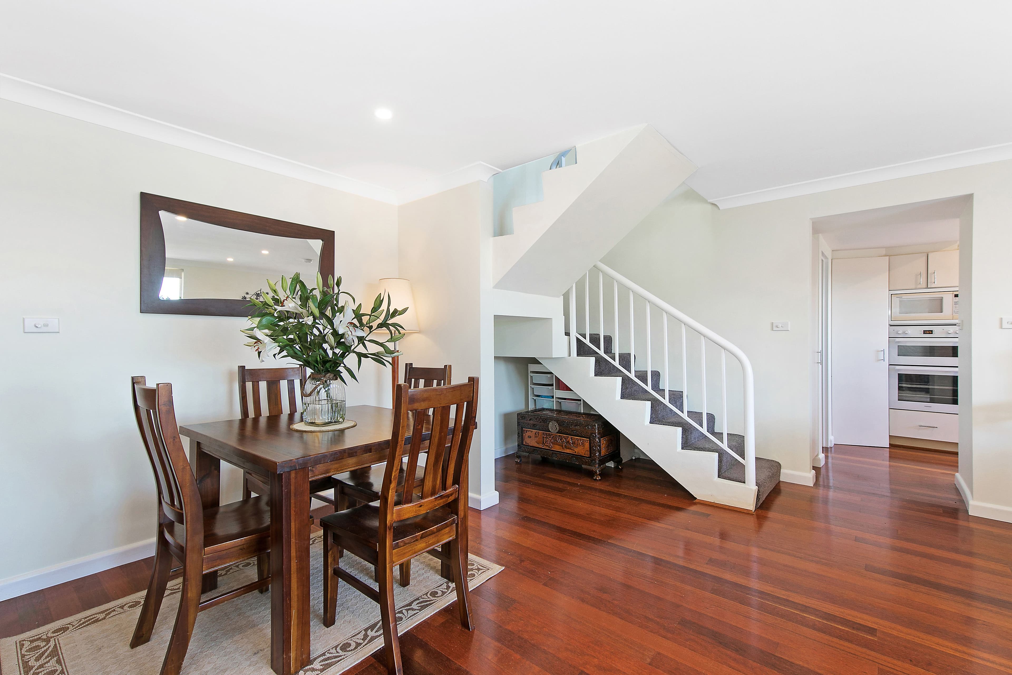 102 Lawrence Street, Freshwater - Thumbnail 4