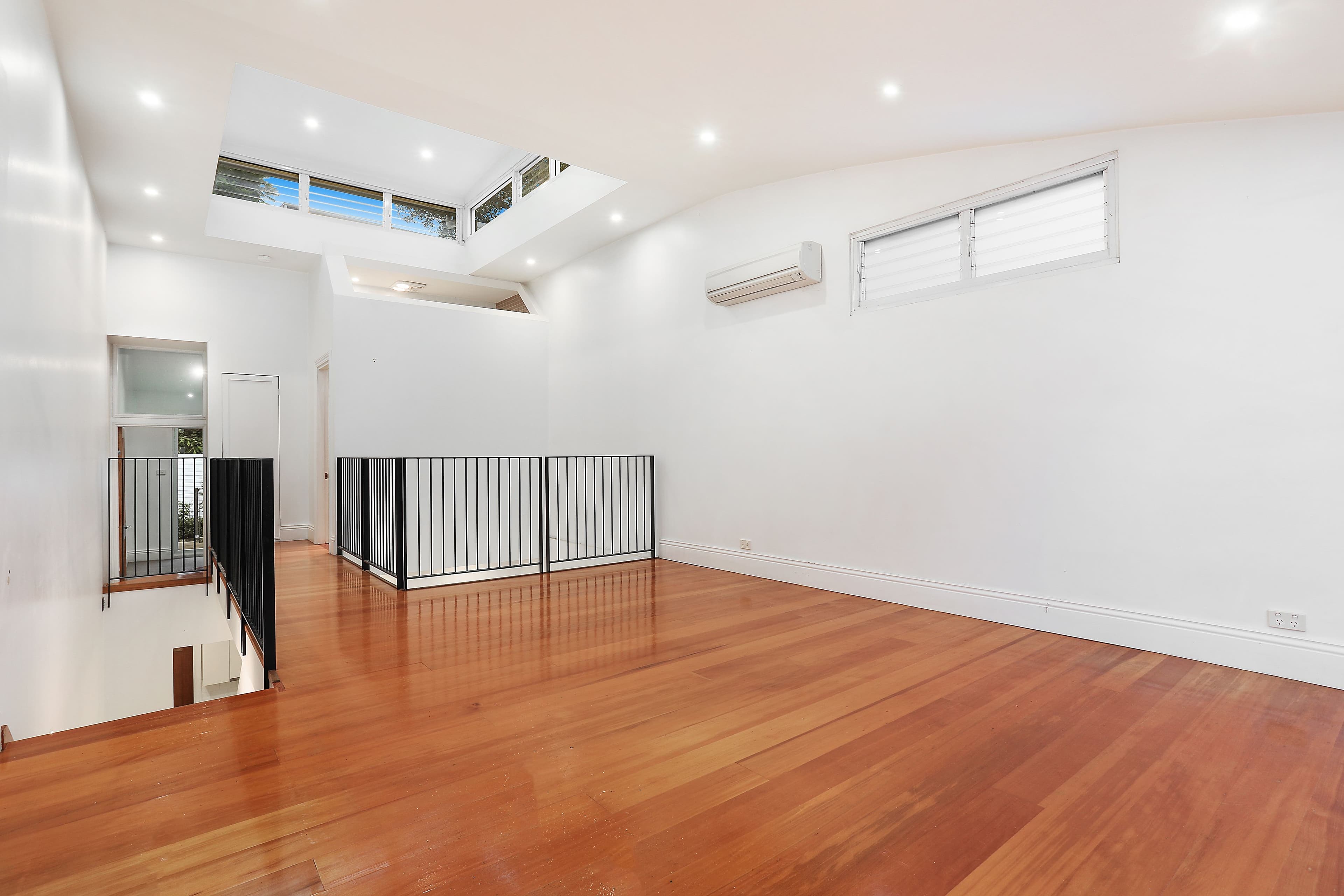 17 William Street, Balmain East - Thumbnail 5