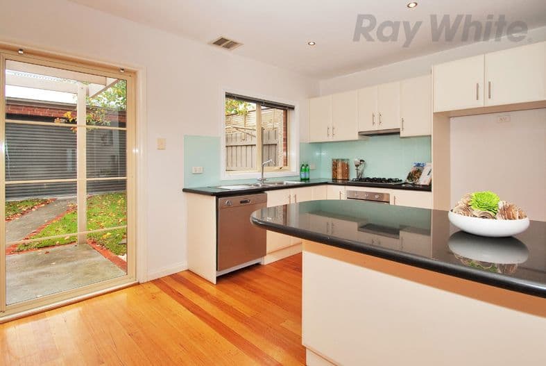 109 Gilbert Road, PRESTON VIC 3072, Preston - Thumbnail 3