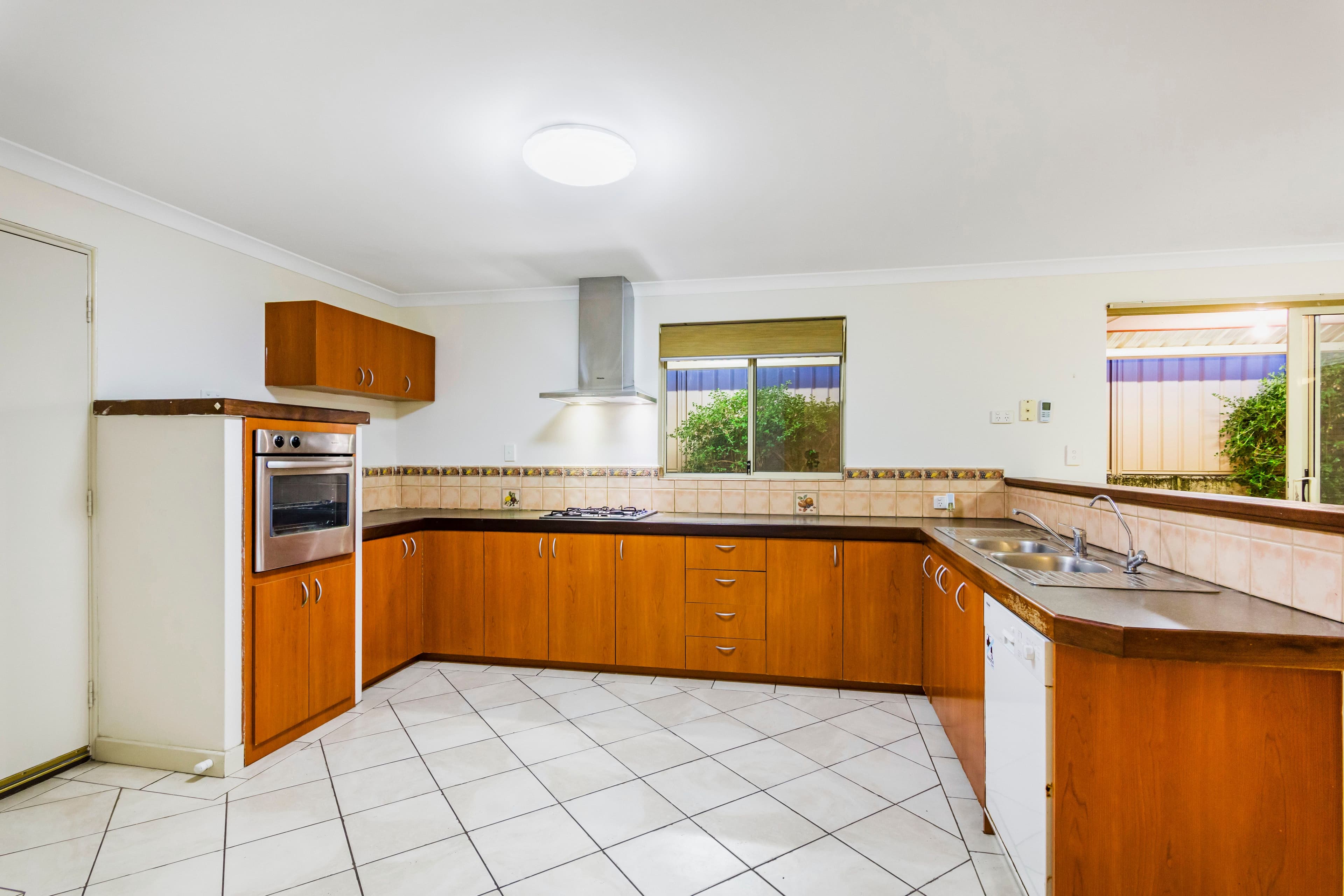 31 Brockwell Parkway, Landsdale WA 6065, Landsdale - Thumbnail 8