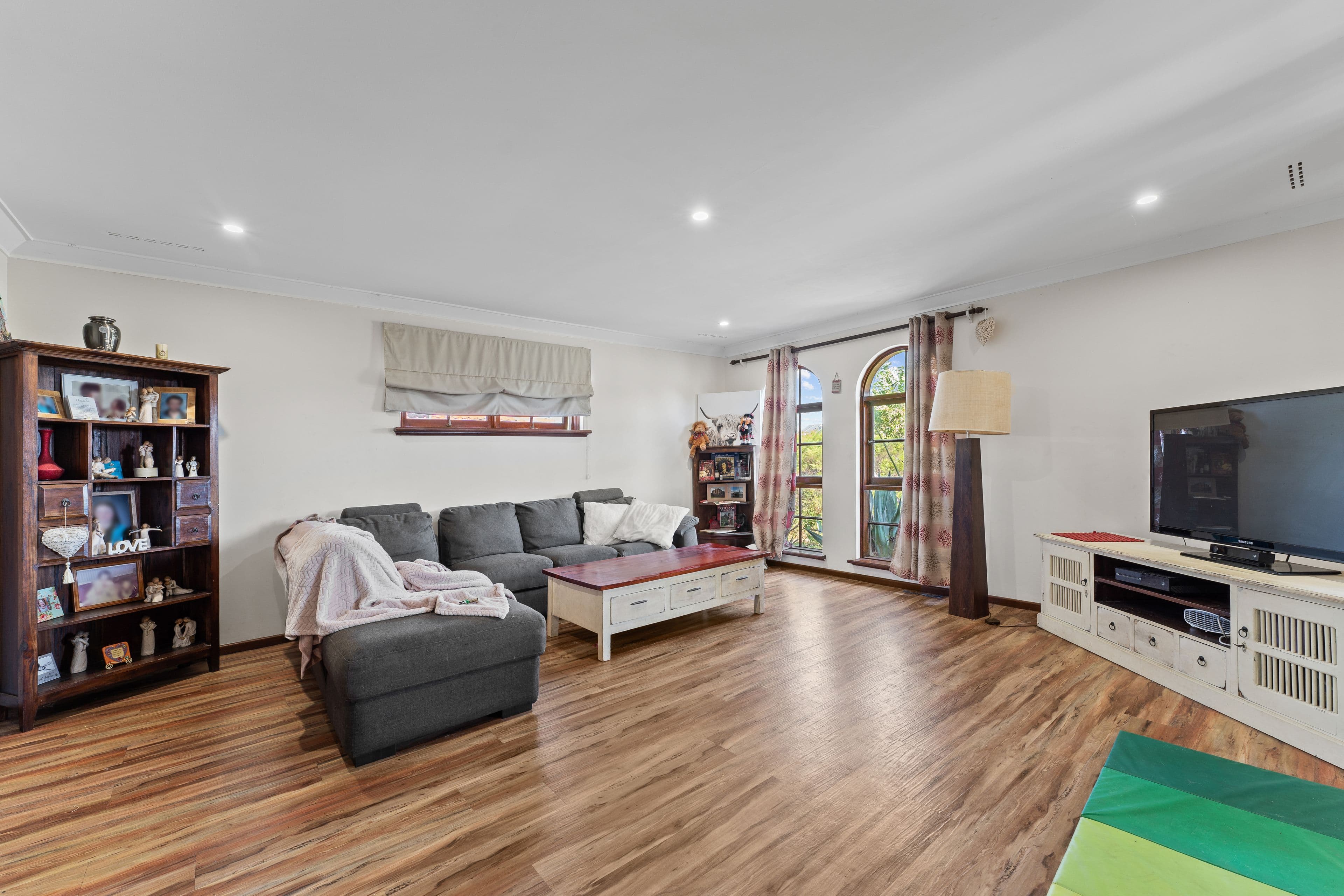 12 McClure Street, Safety Bay WA 6169, Safety Bay - Thumbnail 5