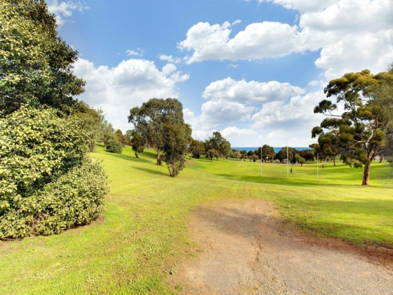 2 Pavana Court, Hallett Cove - Thumbnail 2
