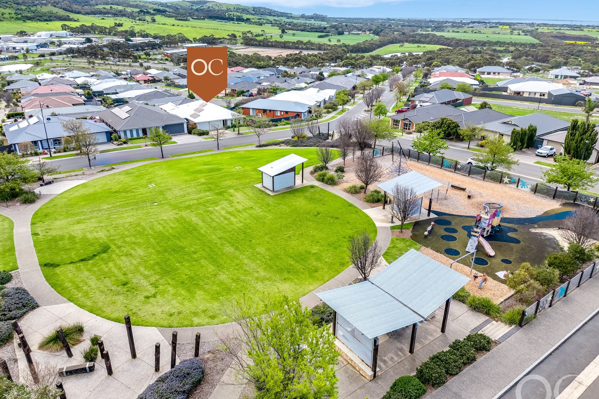 26 Aquamarine Boulevard, Hayborough - Thumbnail 2
