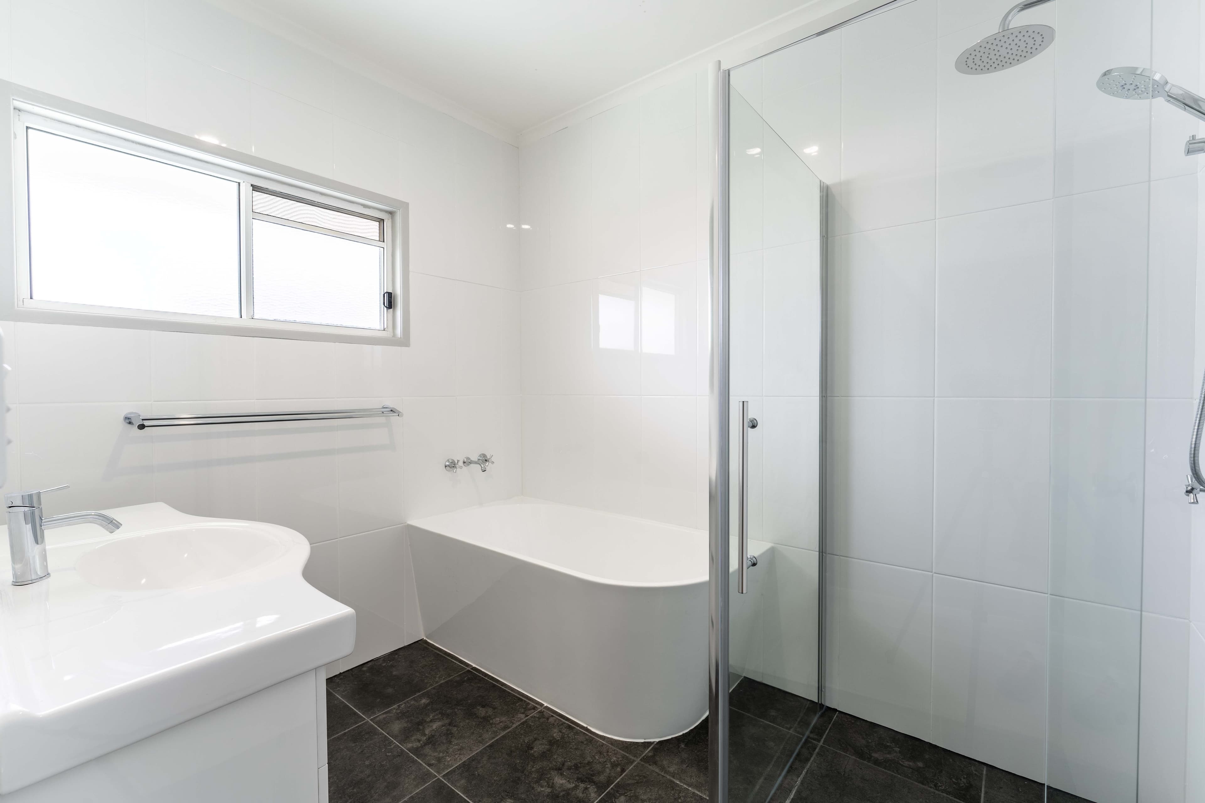 48 Park Avenue, Emerald QLD 4720, Emerald - Thumbnail 8
