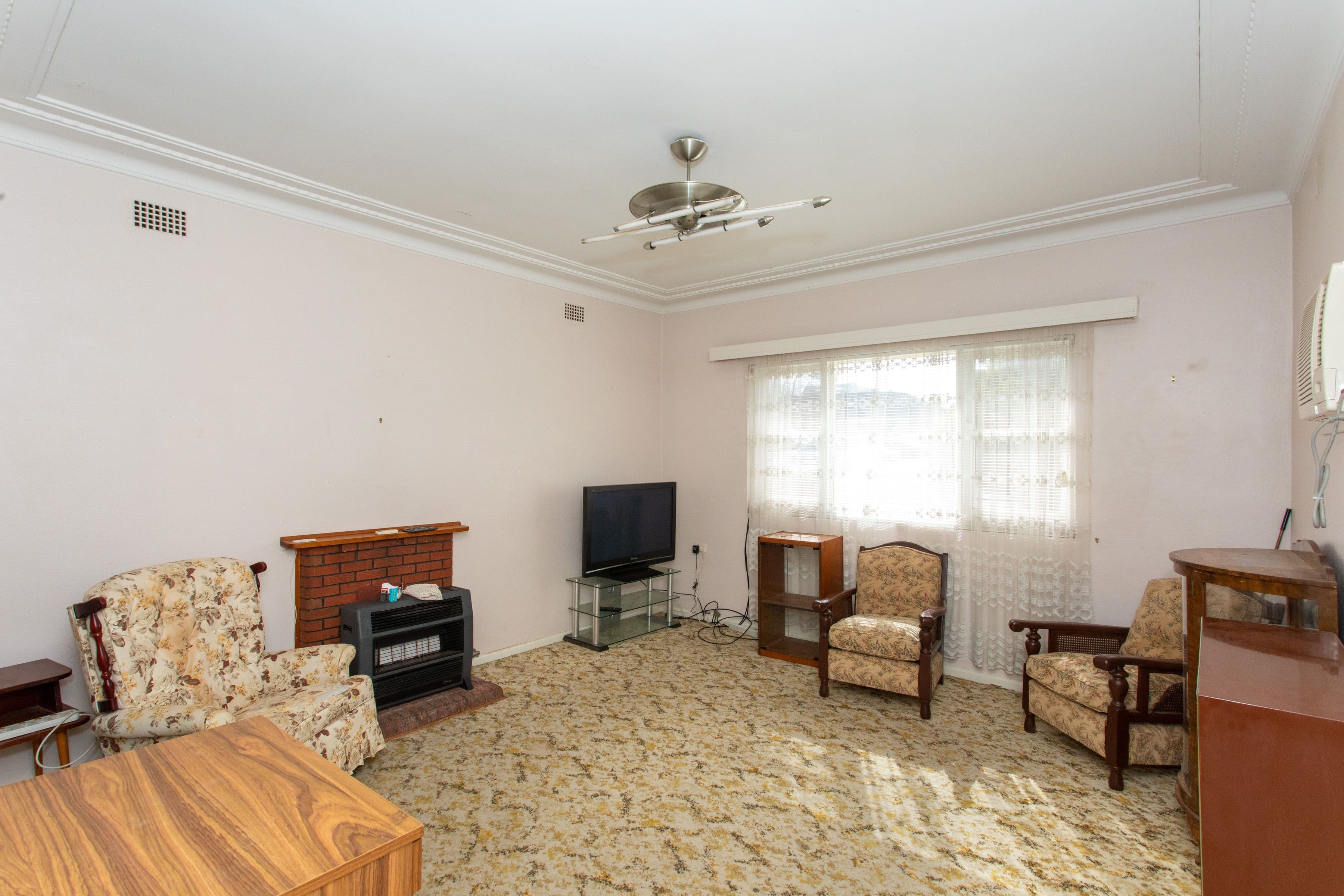 37 Vaux Street, Cowra NSW 2794, Cowra - Thumbnail 3