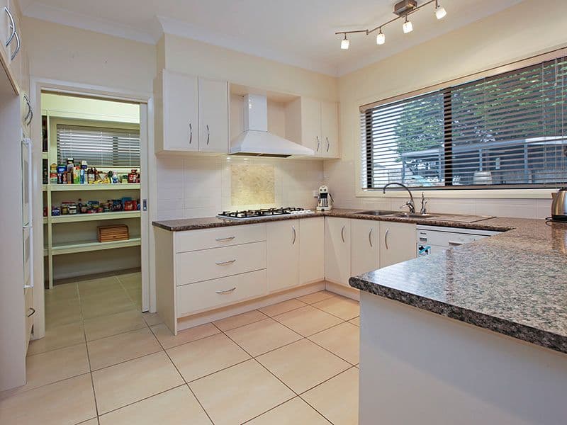 13 Waurn Park Court, BELMONT VIC 3216, Belmont - Thumbnail 8