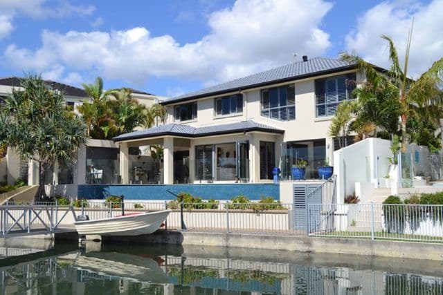 8 Kensington Mews, Sovereign Islands QLD 4216, Paradise Point - Image 1