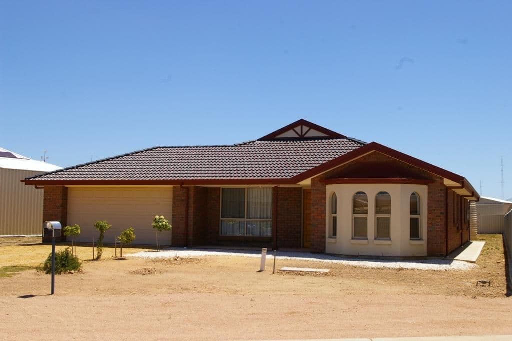 11 Clarke Street, WALLAROO SA 5556, Wallaroo - Image 1