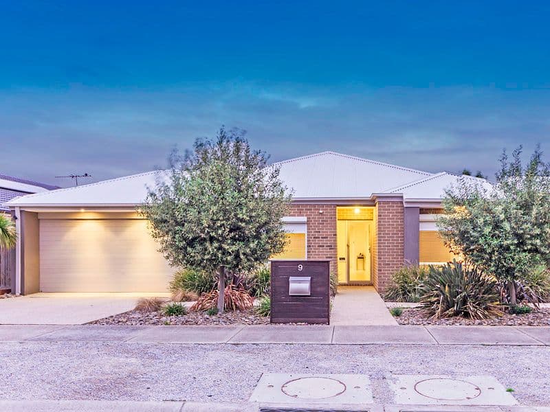 9 Swordgrass Avenue, Tarneit VIC 3029, Tarneit - Image 1