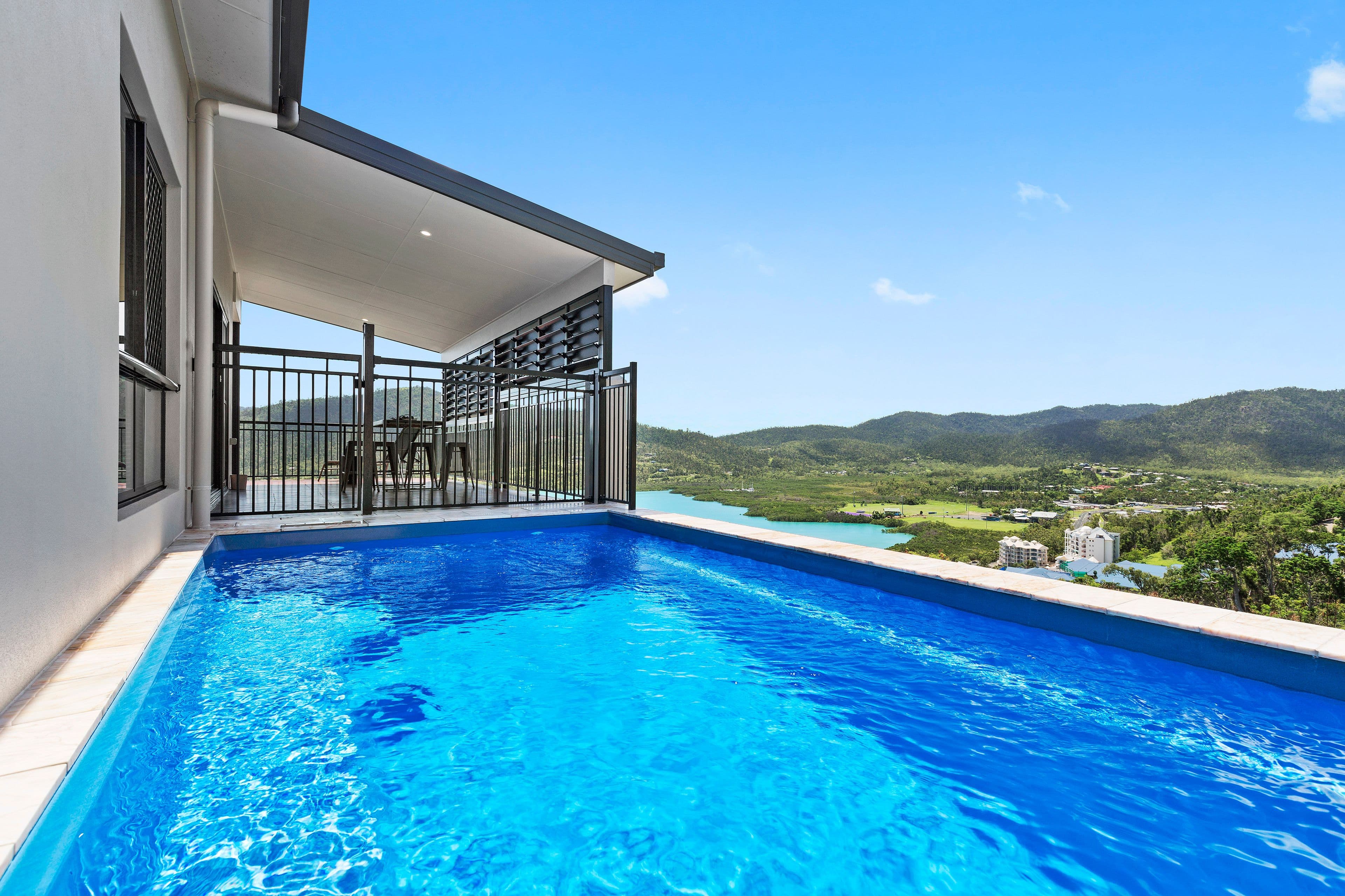15 Airlie View, Airlie Beach QLD 4802, Airlie Beach - Thumbnail 2