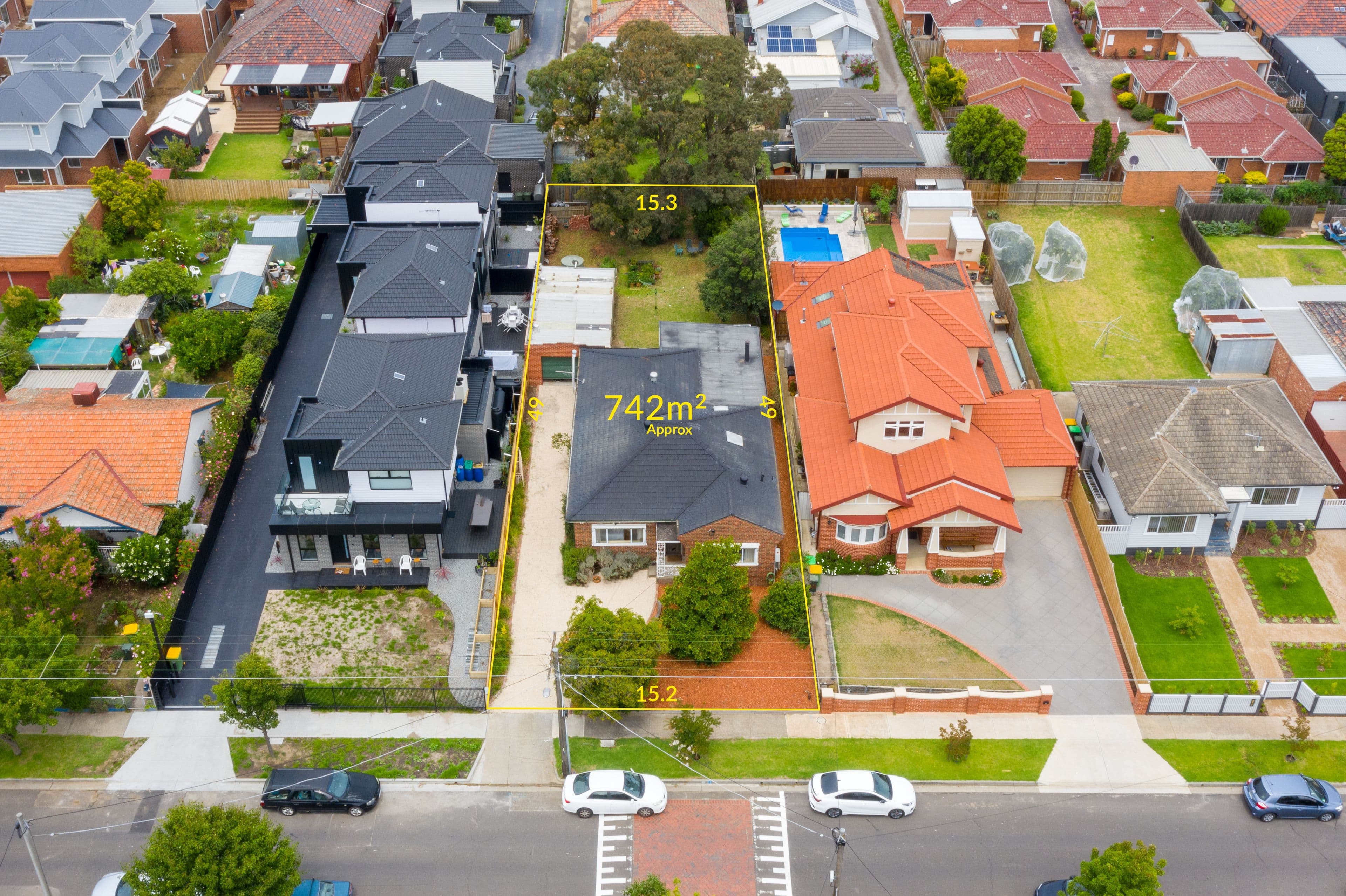 27 Delaware Street, Reservoir VIC 3073, Reservoir - Thumbnail 2