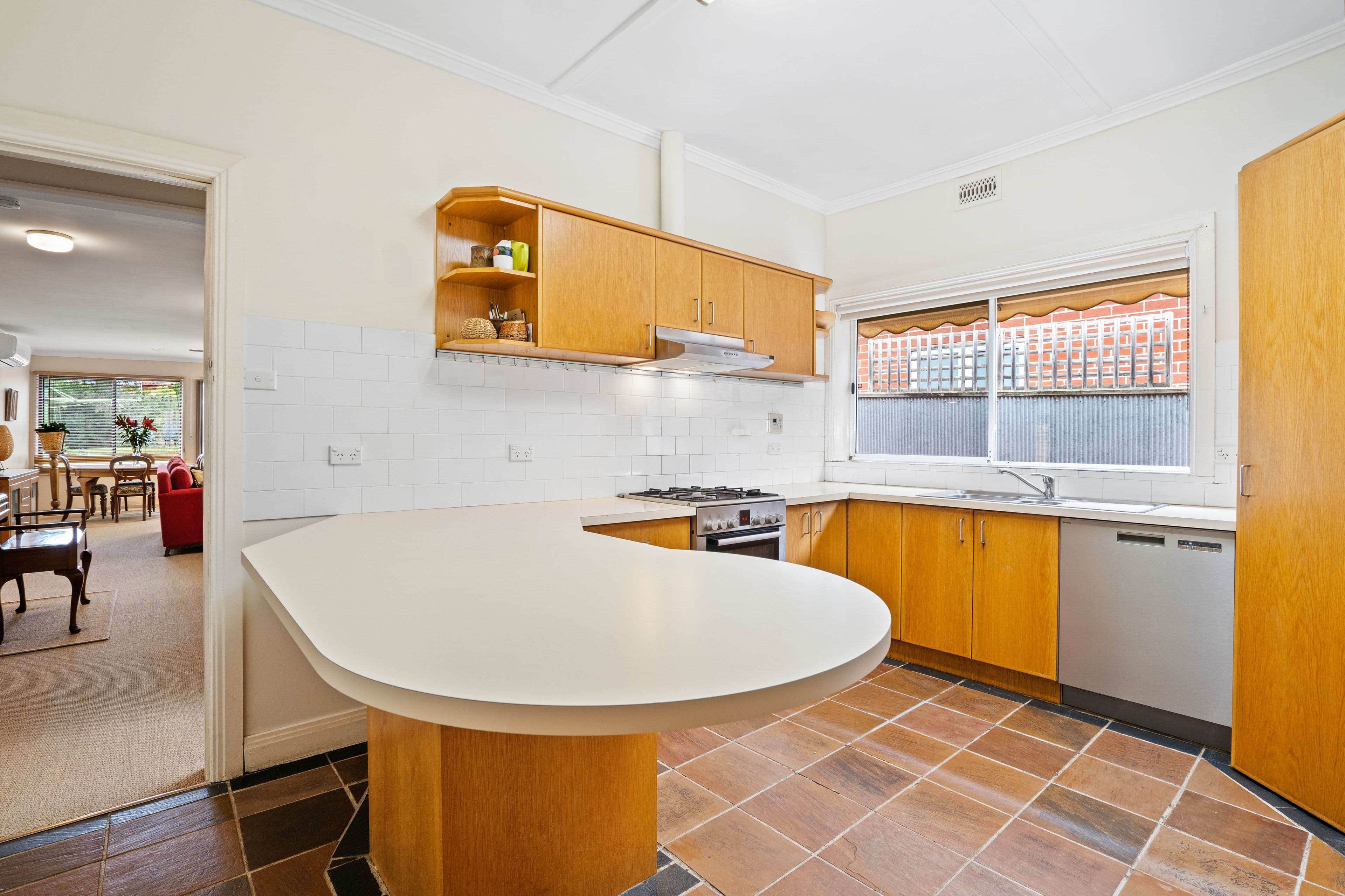 27 Delaware Street, Reservoir VIC 3073, Reservoir - Thumbnail 4