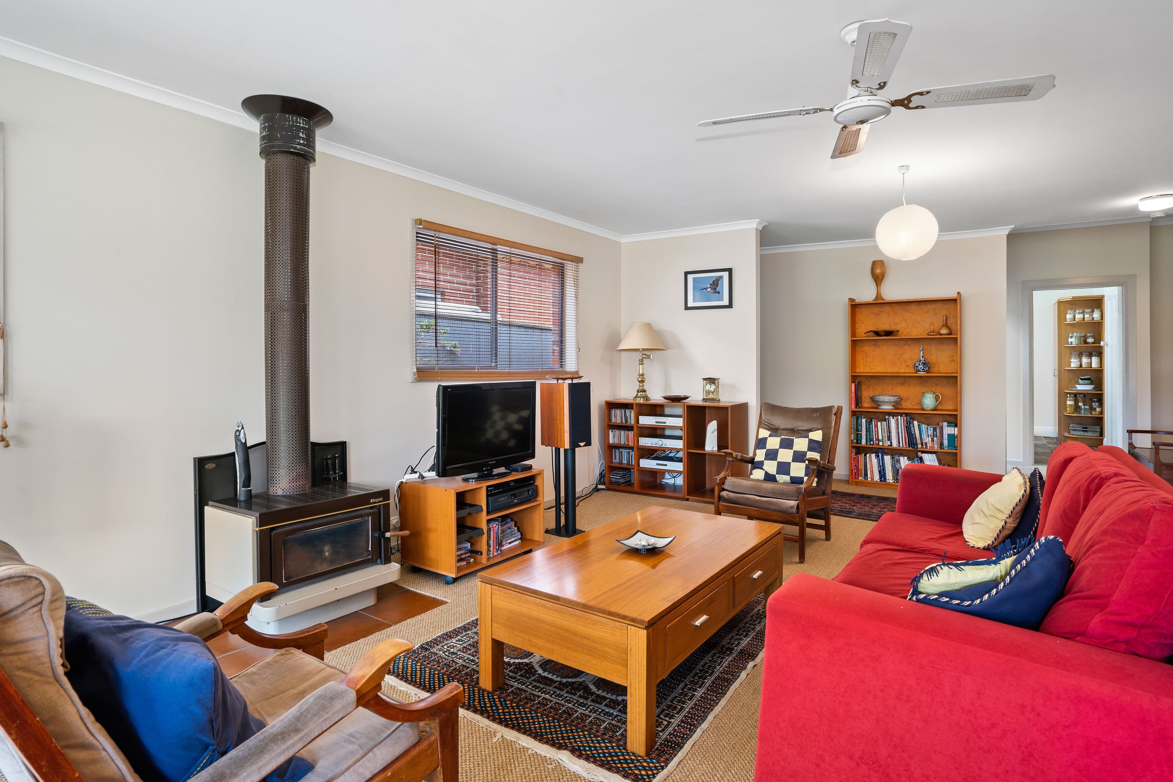 27 Delaware Street, Reservoir VIC 3073, Reservoir - Thumbnail 5