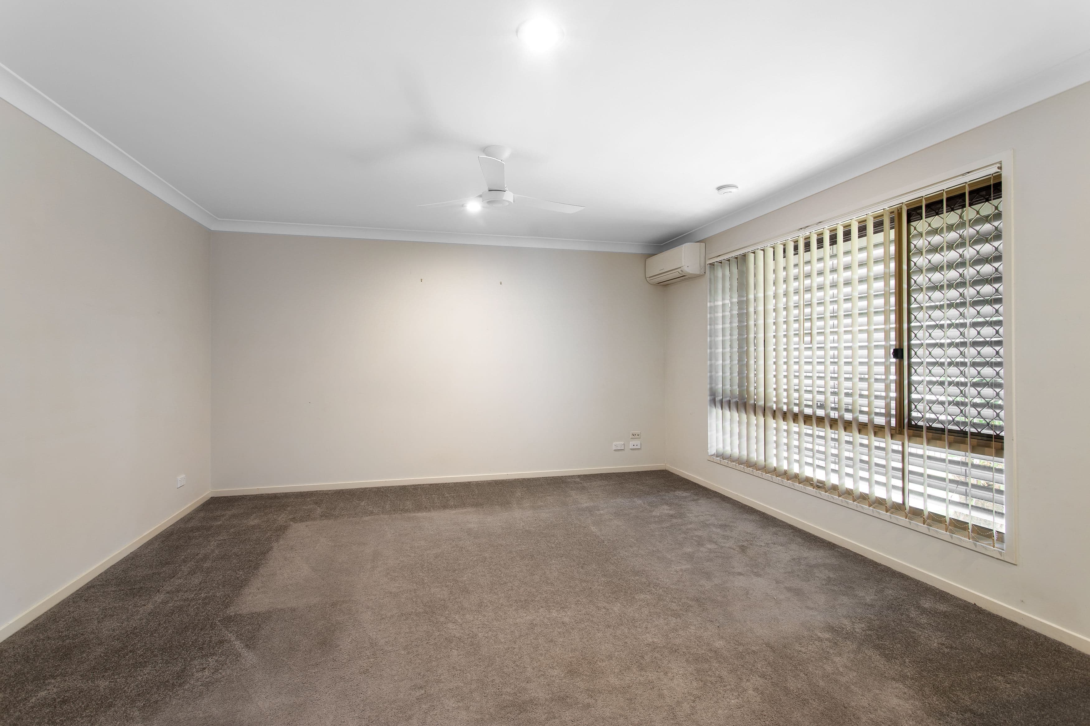 36 Kooyalee Street, Deception Bay QLD 4508, Deception Bay - Thumbnail 2