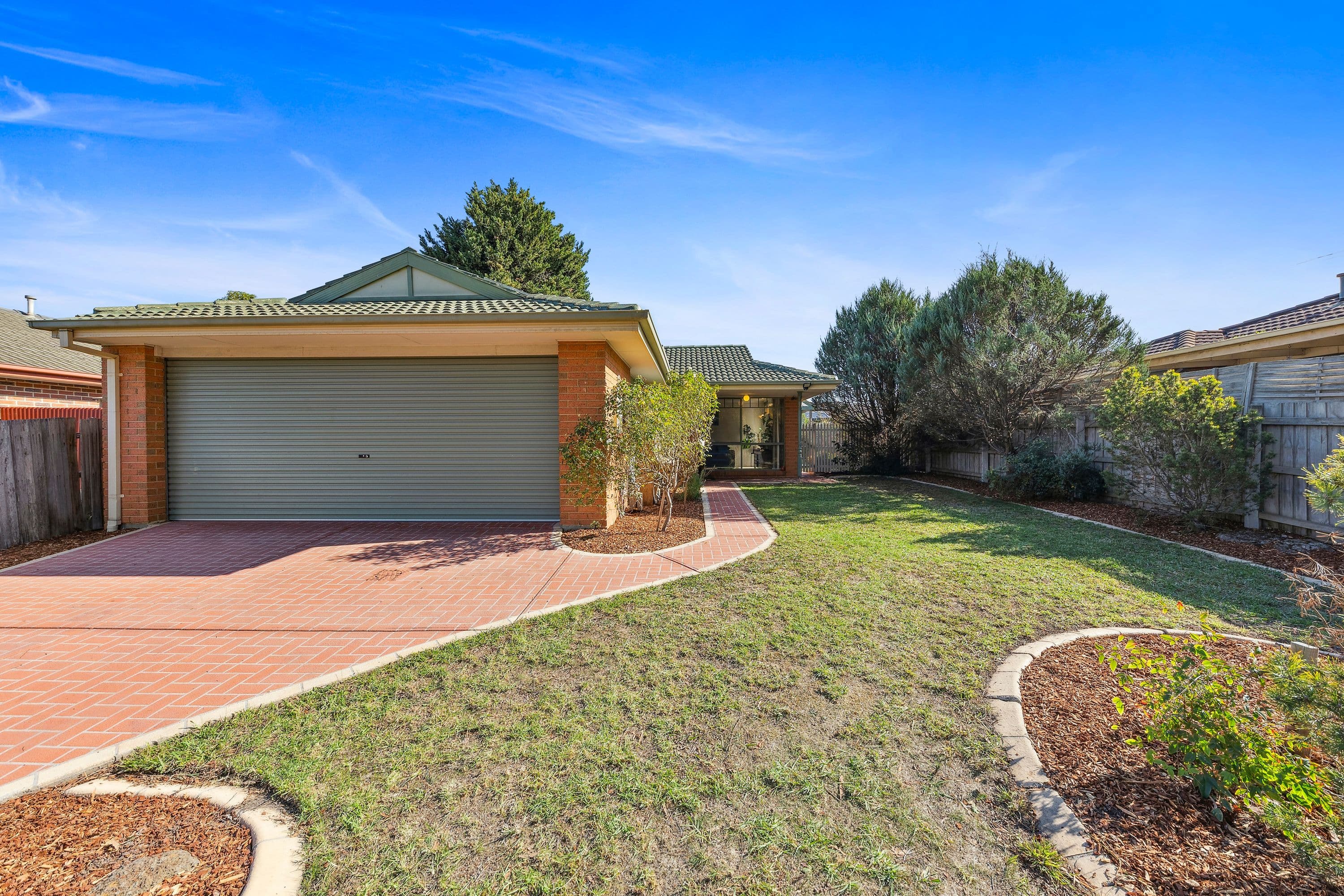25 Pommel Street, Pakenham VIC 3810, Pakenham - Thumbnail 2