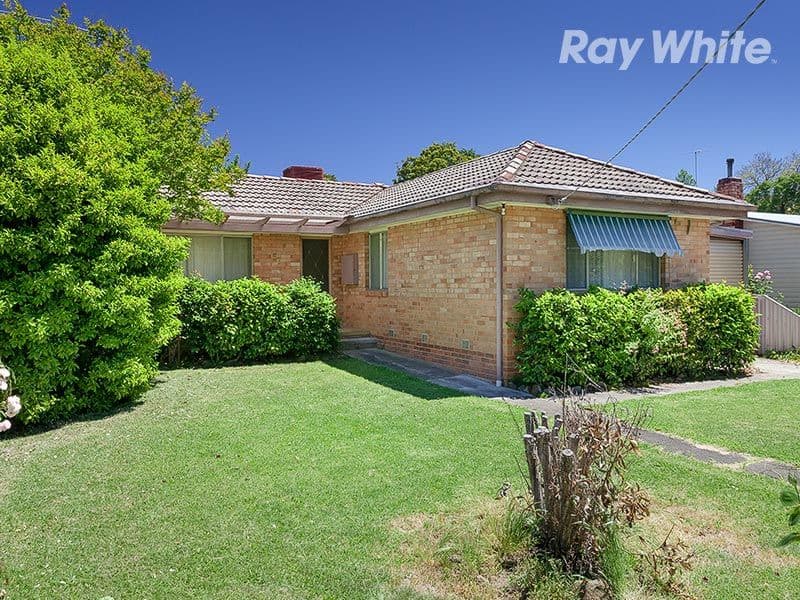 57 Queen Elizabeth Drive, TALLANGATTA VIC 3700, Tallangatta - Thumbnail 5