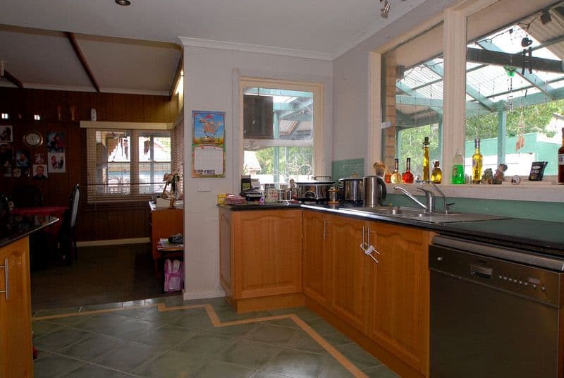 97 Kars Street, FRANKSTON SOUTH VIC 3199, Frankston South - Thumbnail 2