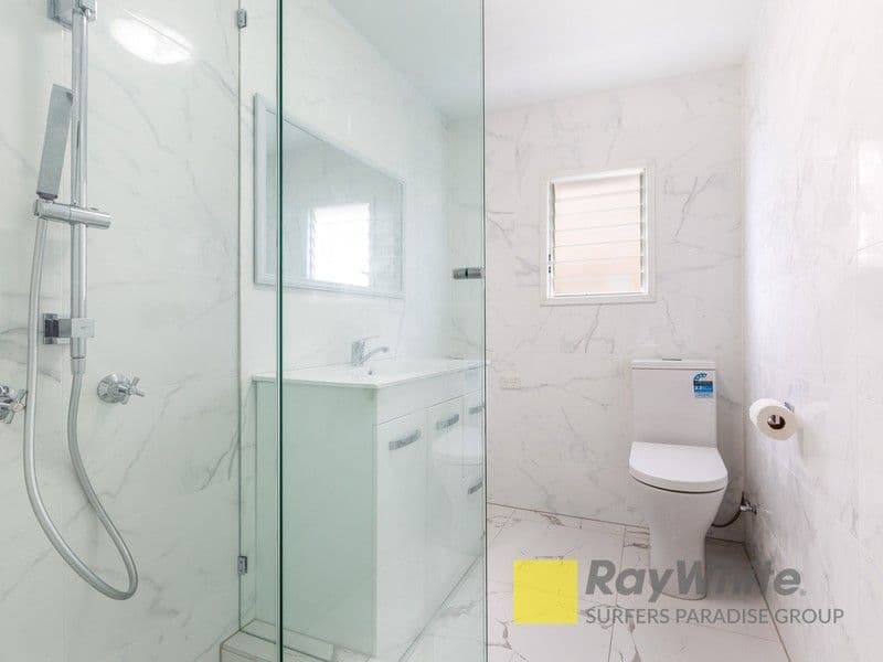 3 Oleander Avenue, Biggera Waters QLD 4216, Biggera Waters - Thumbnail 4