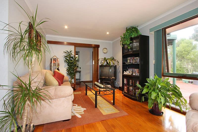 7 Waters Avenue, Upper Ferntree Gully VIC 3156, Upper Ferntree Gully - Thumbnail 3