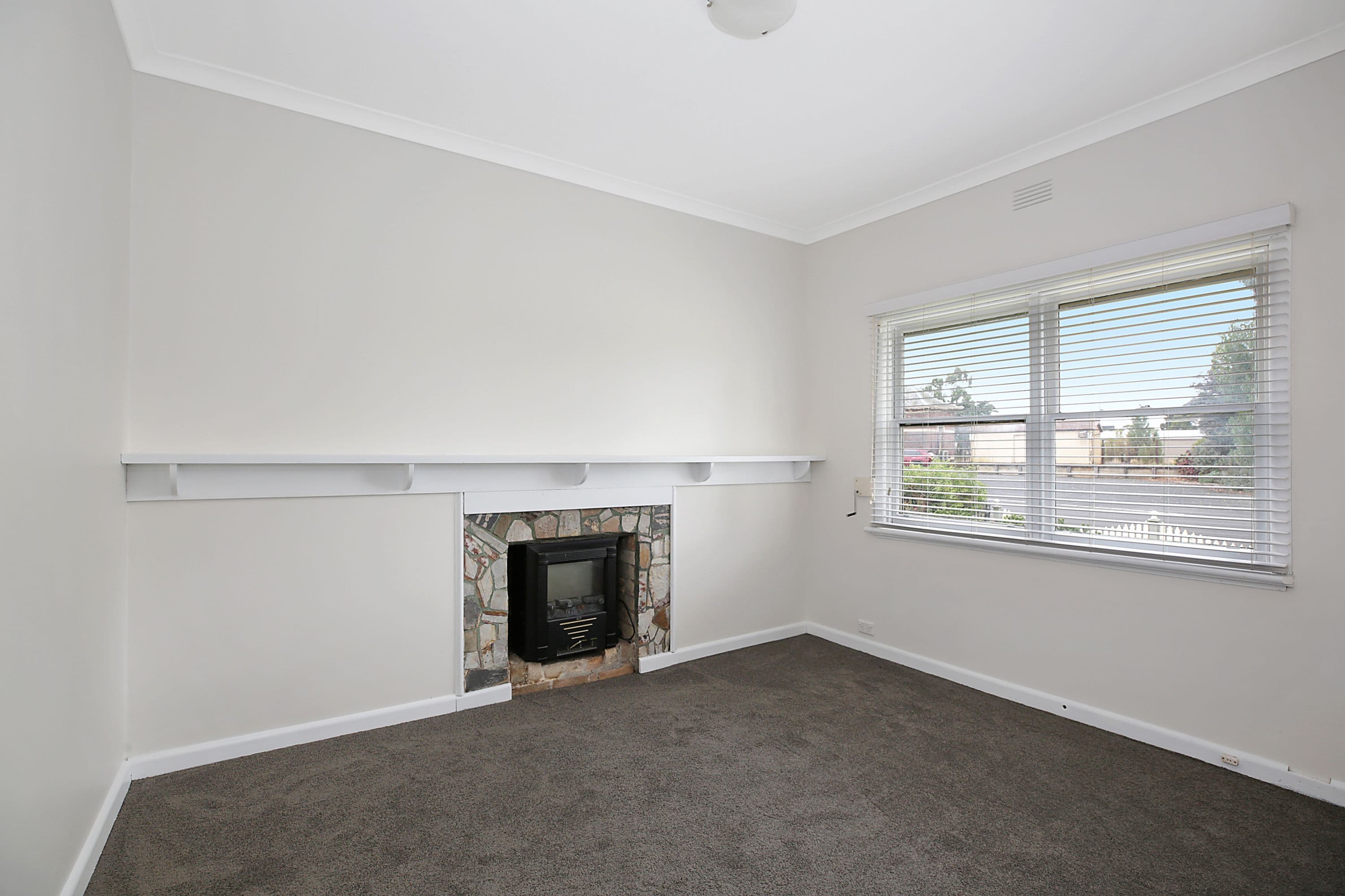 23 Longmore Street, Camperdown VIC 3260, Camperdown - Thumbnail 5