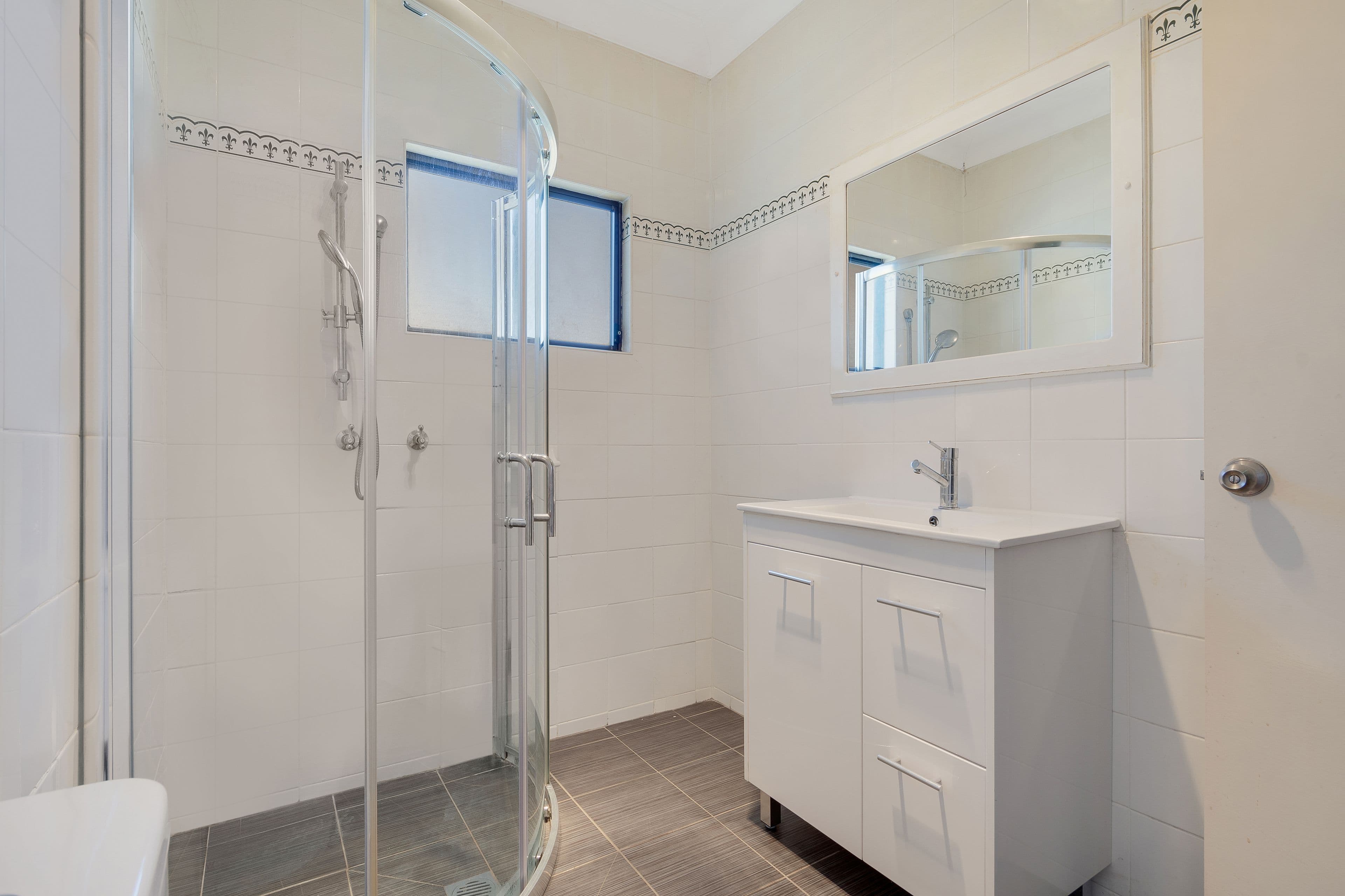 13 Cyprus Street, Macquarie Fields - Thumbnail 6