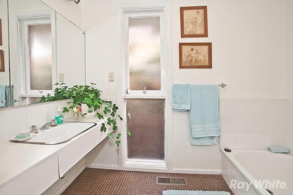 22 Hallows Street, GLEN WAVERLEY VIC 3150, Glen Waverley - Thumbnail 5