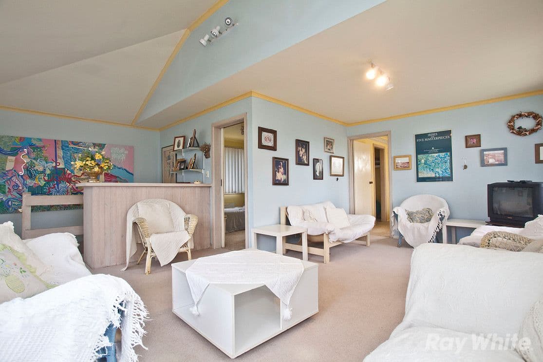 22 Hallows Street, GLEN WAVERLEY VIC 3150, Glen Waverley - Thumbnail 6