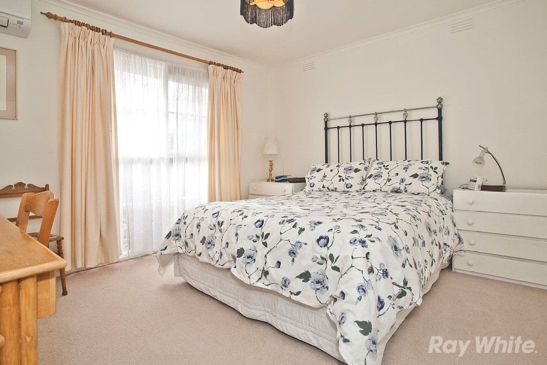 22 Hallows Street, GLEN WAVERLEY VIC 3150, Glen Waverley - Thumbnail 8