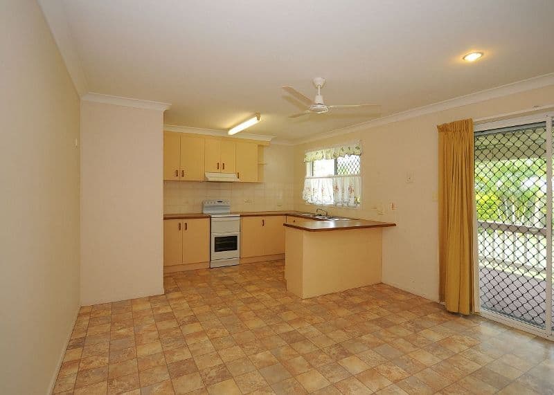 37 St Andrews Drive, PIALBA QLD 4655, Pialba - Thumbnail 5