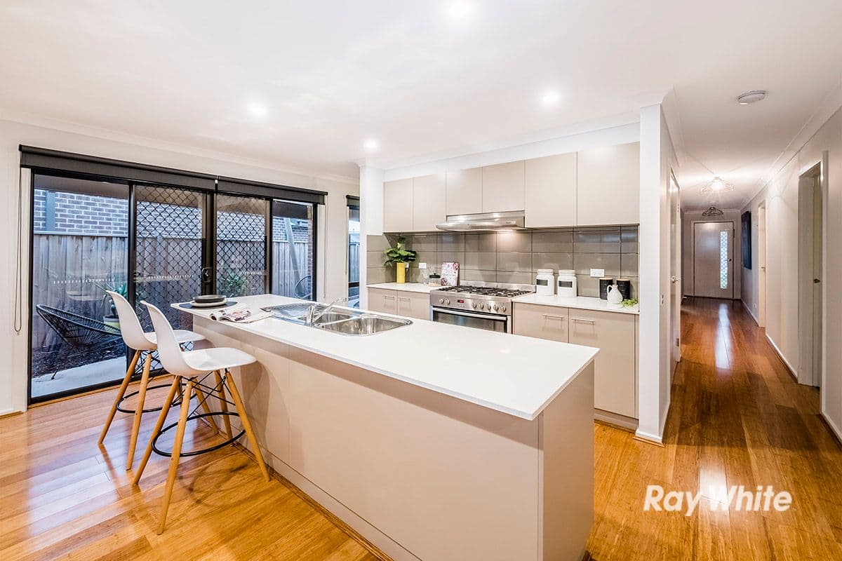 23 Campaspe Street, Clyde North VIC 3978, Clyde North - Thumbnail 3