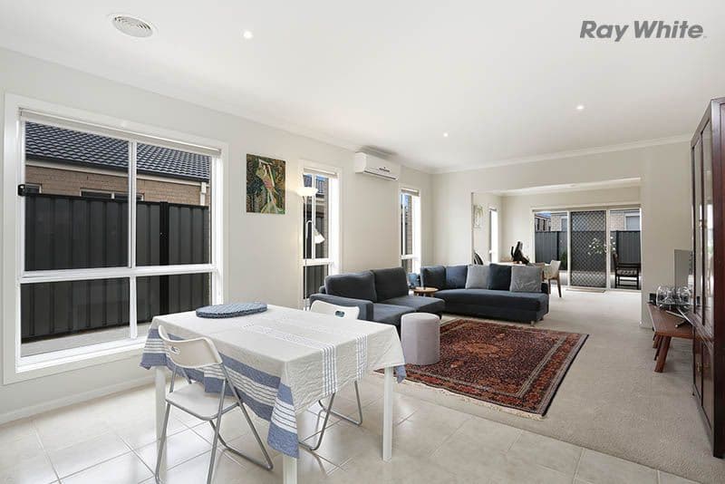 33 Bliss Street, Point Cook VIC 3030, Point Cook - Thumbnail 4