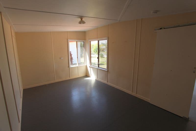171 Edward Street, Charleville QLD 4470, Charleville - Thumbnail 8