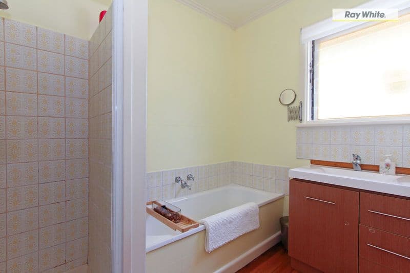 77 Sixth Avenue, ROSEBUD VIC 3939, Rosebud - Thumbnail 7