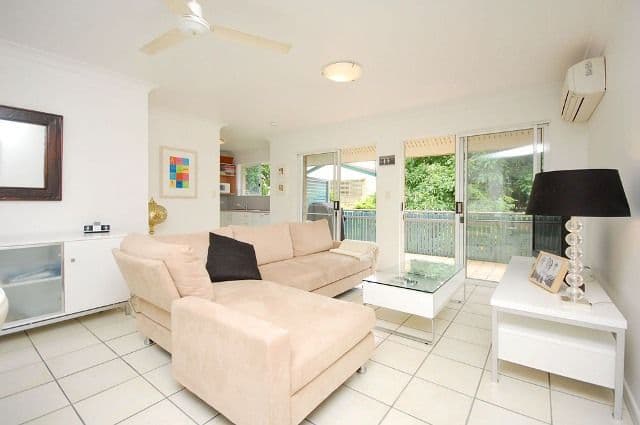 37 Erneton Street, NEWMARKET QLD 4051, Newmarket - Thumbnail 4