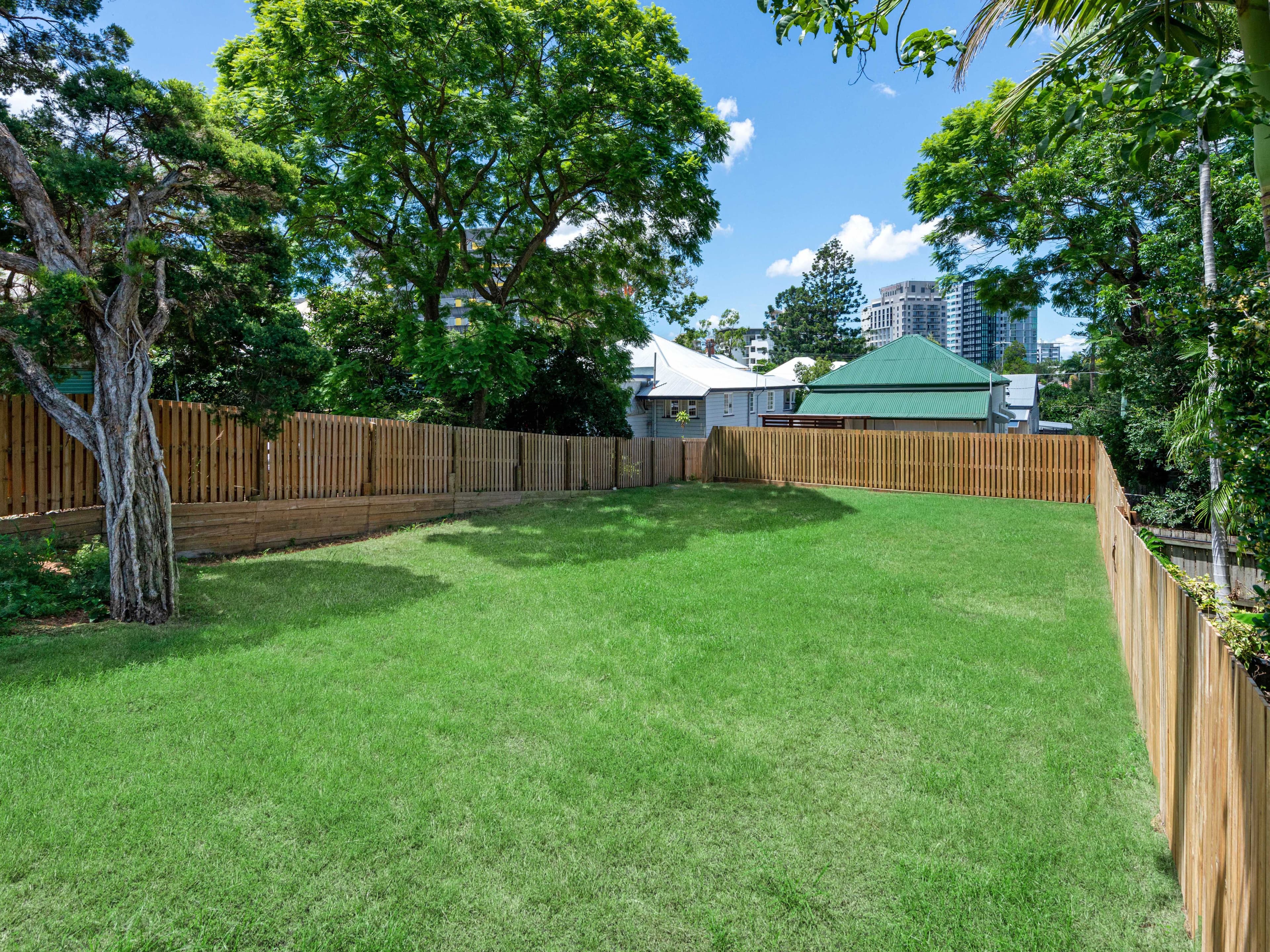10 Quinton Street, Kangaroo Point QLD 4169, Kangaroo Point - Thumbnail 2