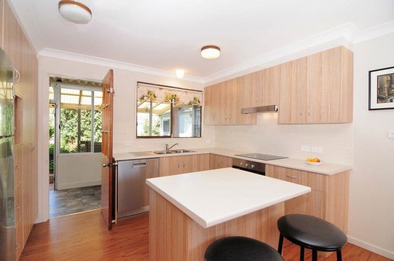 4 Lovegrove Street, Shoalhaven Heads - Thumbnail 2
