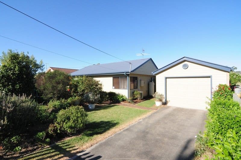 4 Lovegrove Street, Shoalhaven Heads - Thumbnail 4