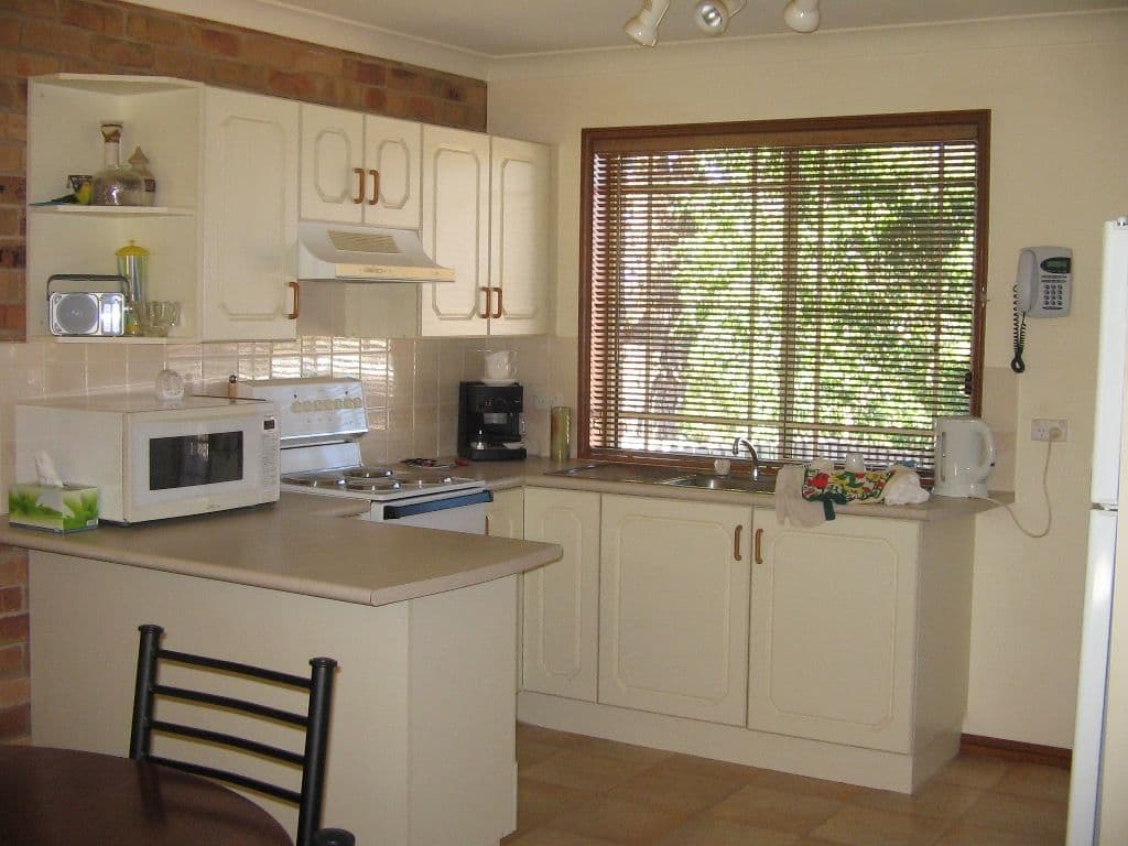 8 Regent Place, BOMADERRY NSW 2541, Bomaderry - Thumbnail 2