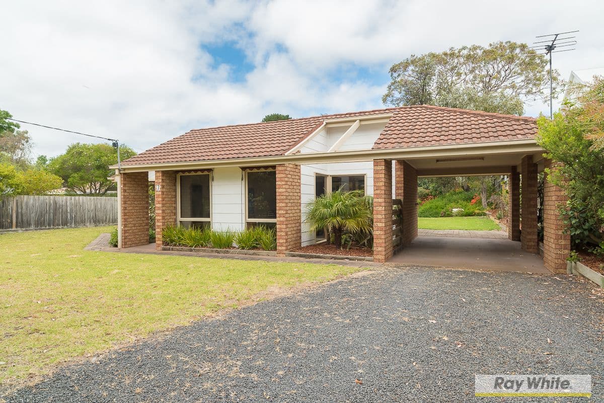 7 Gordon Street, Cowes VIC 3922, Cowes - Image 1