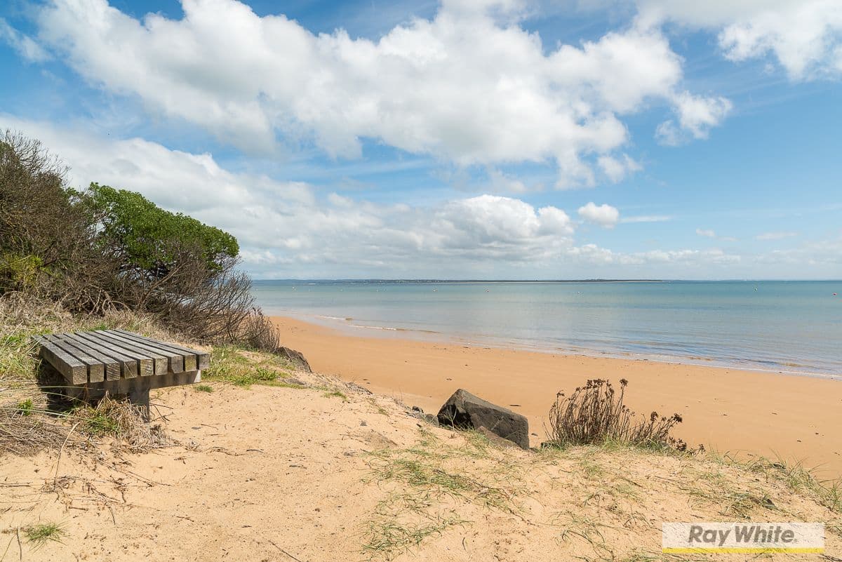 7 Gordon Street, Cowes VIC 3922, Cowes - Thumbnail 5
