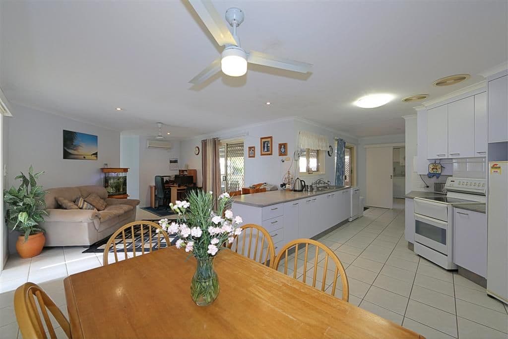 22 Mark Road, BRANYAN QLD 4670, Branyan - Thumbnail 2