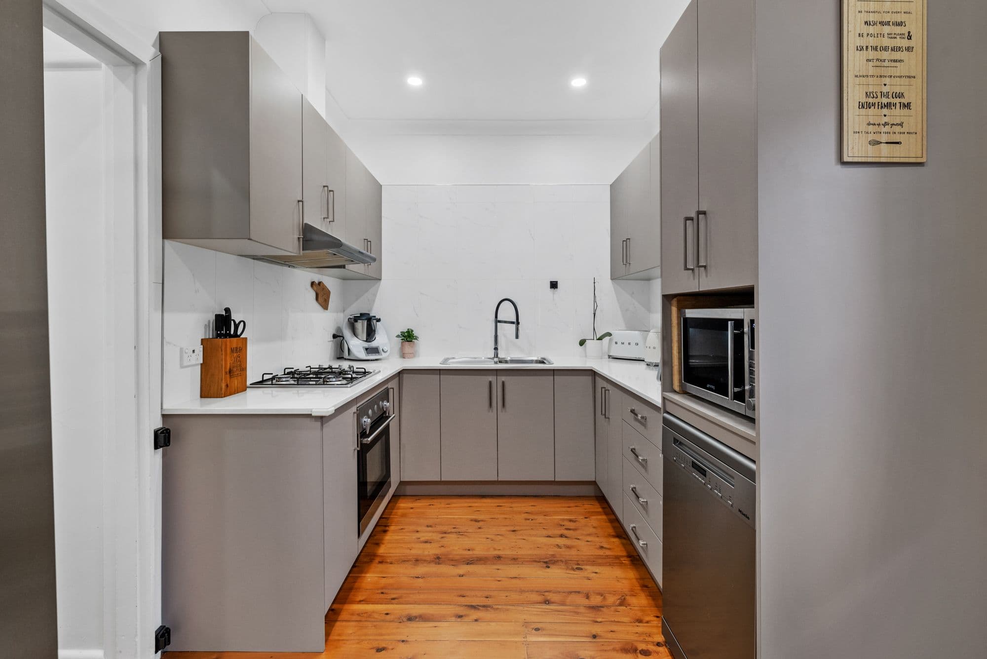 63 Allman Street, Campbelltown NSW 2560, Campbelltown - Thumbnail 4