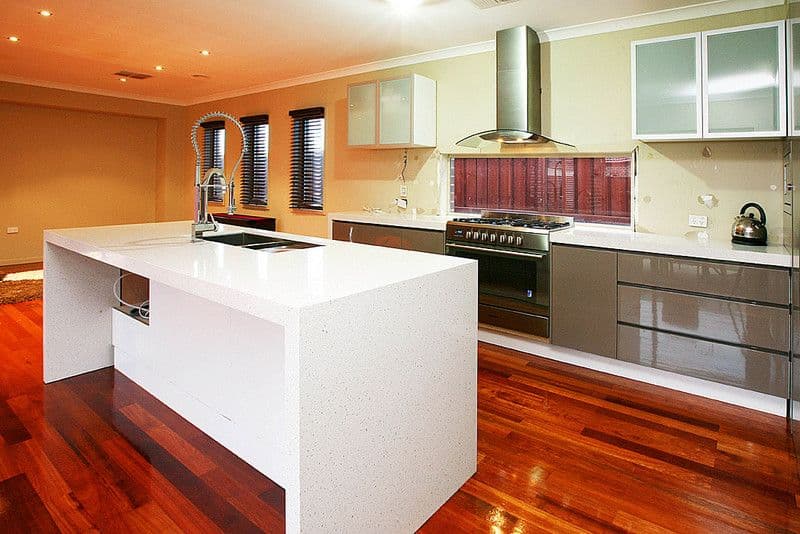 1 Fleetwood Drive, DOREEN VIC 3754, Doreen - Thumbnail 3