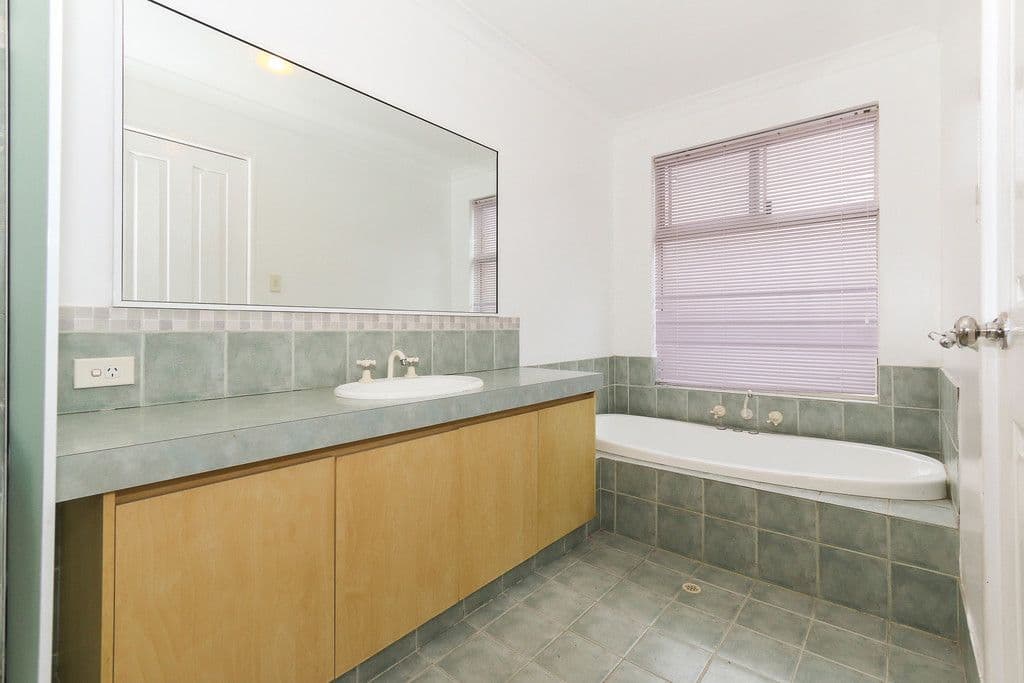 114 Waterhall Road, South Guildford WA 6055, South Guildford - Thumbnail 5