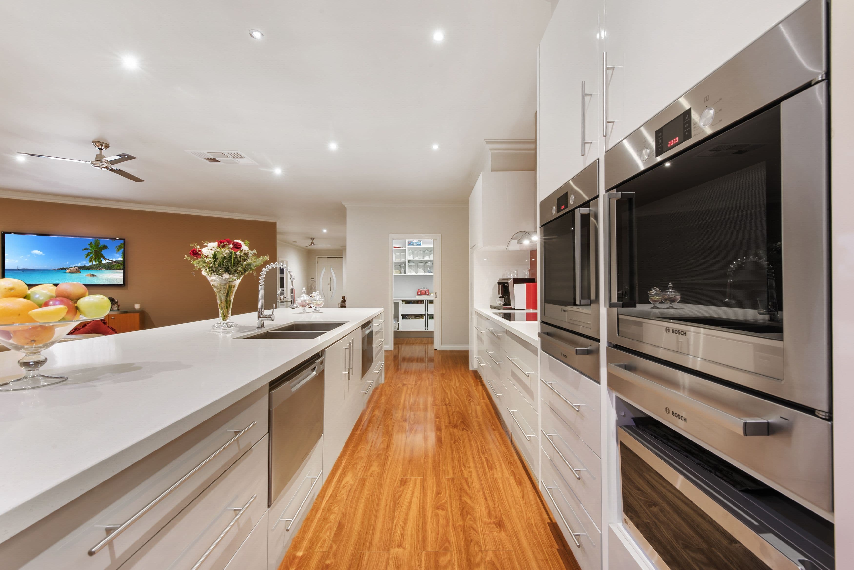 14 Joyce Grove, Taylors Hill VIC 3037, Taylors Hill - Thumbnail 2