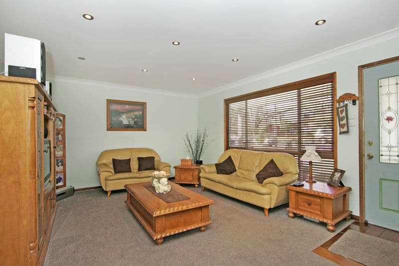 80 Cadonia Road, TUGGERAWONG NSW 2259, Tuggerawong - Thumbnail 8