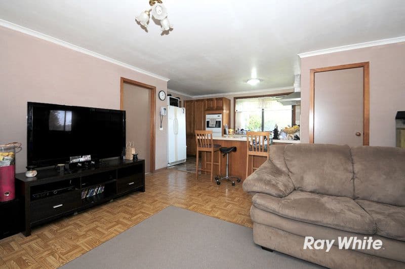 90 Yarralumla Drive, LANGWARRIN VIC 3910, Langwarrin - Thumbnail 2