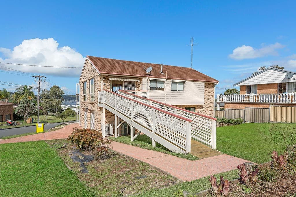 1 Ralfe Crescent, Kilaben Bay NSW 2283, Kilaben Bay - Thumbnail 4